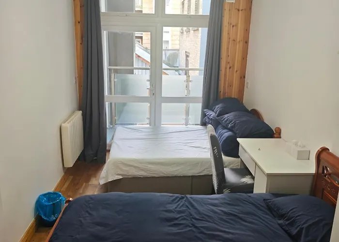 ホームステイ Center En-suite