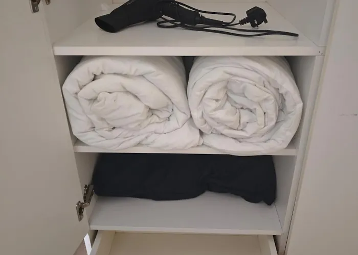 Center En-suite בית אירוח